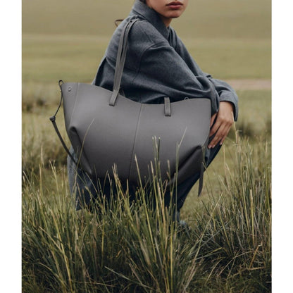 The Ambrelle Shopper